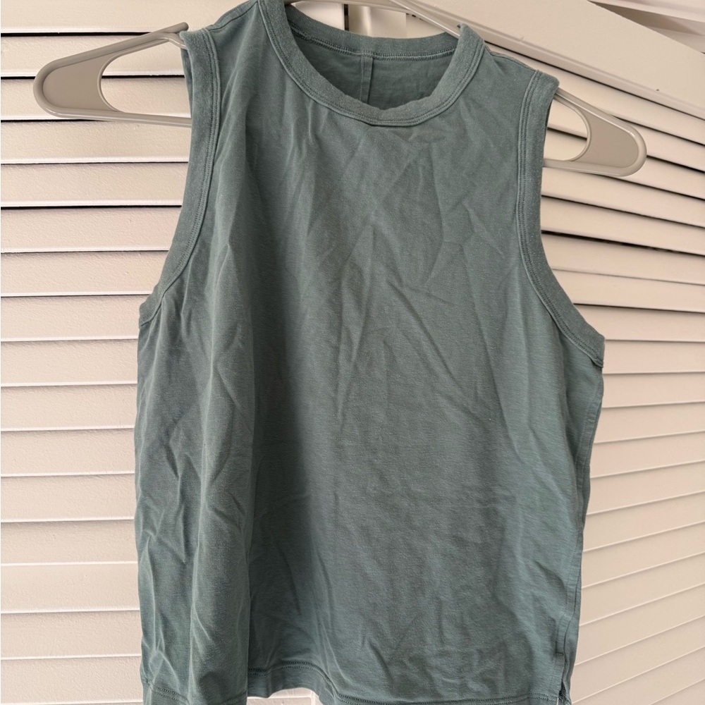 Sleeveless Teal Tank Top